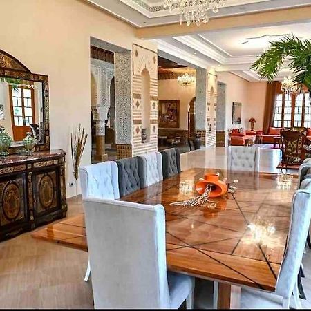 マラケシュ Palais Azaleヴィラ エクステリア 写真
