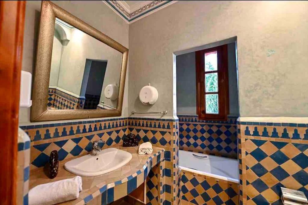 マラケシュ Palais Azaleヴィラ エクステリア 写真