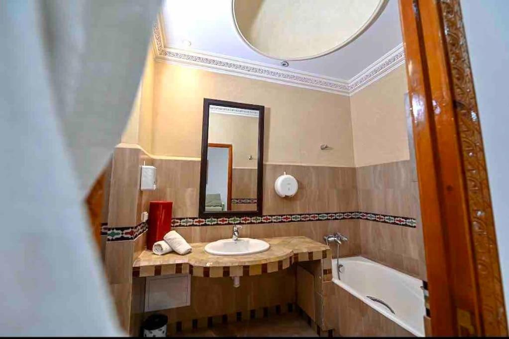 マラケシュ Palais Azaleヴィラ エクステリア 写真