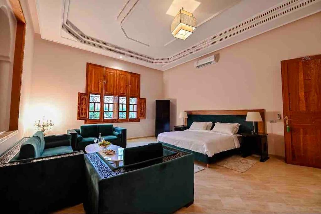 マラケシュ Palais Azaleヴィラ エクステリア 写真