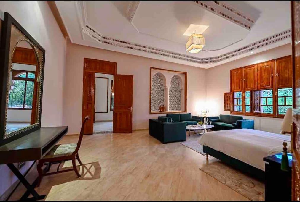 マラケシュ Palais Azaleヴィラ エクステリア 写真