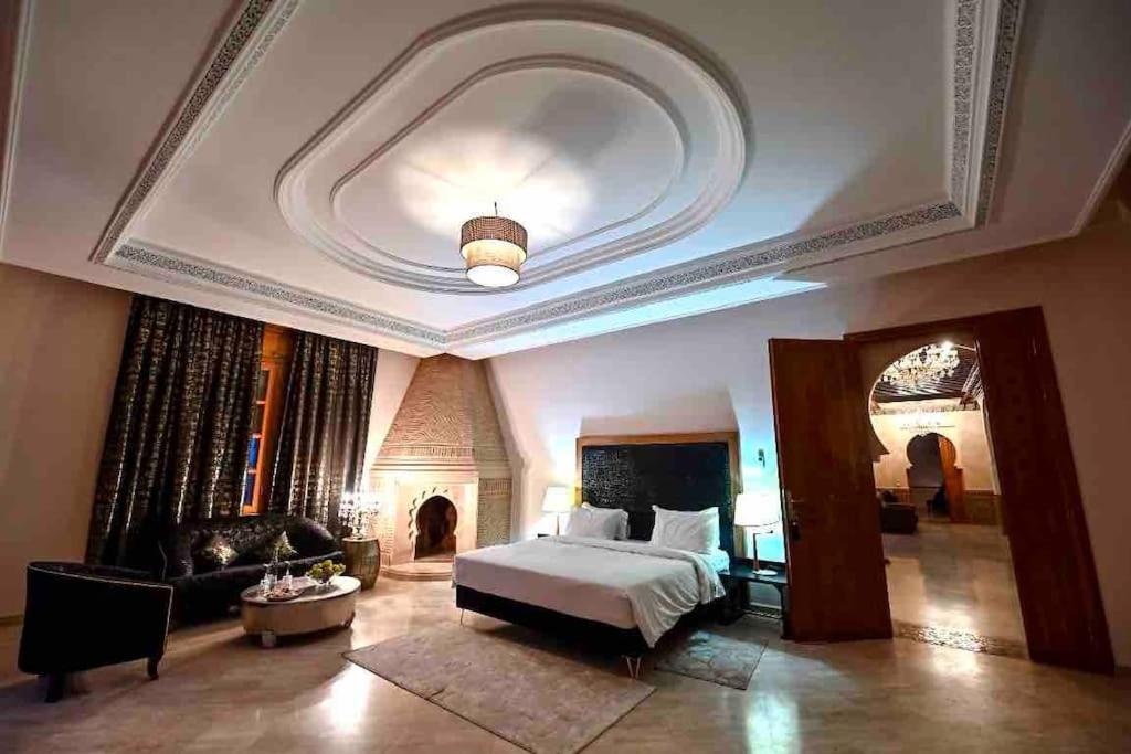 マラケシュ Palais Azaleヴィラ エクステリア 写真